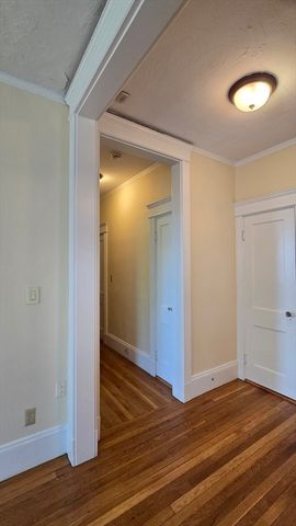 61 Quint Ave 8, Boston, MA 02134