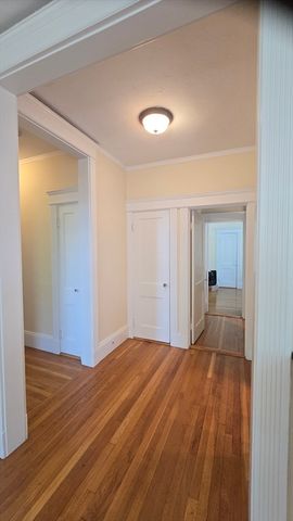 61 Quint Ave 8, Boston, MA 02134