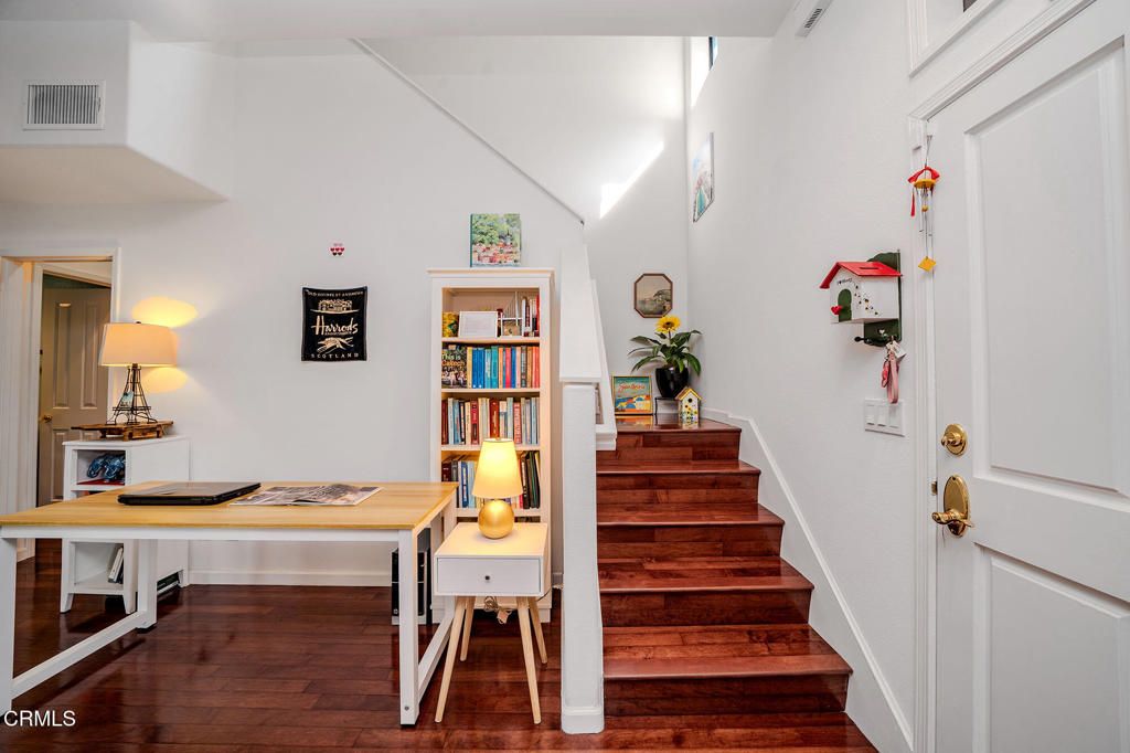 Image 11 of property listing at 786 E California Boulevard 2, Pasadena, CA 91106