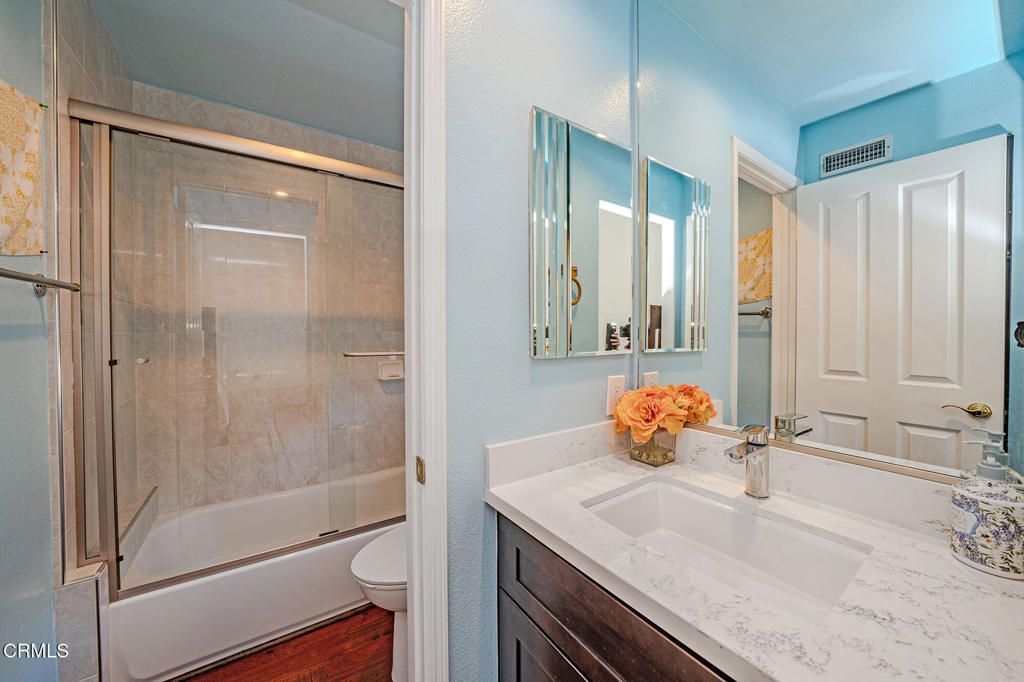 Image 18 of property listing at 786 E California Boulevard 2, Pasadena, CA 91106