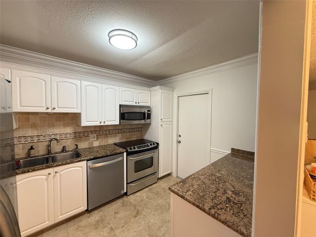 3000 N Palm Aire Drive 107, Pompano Beach, FL 33069