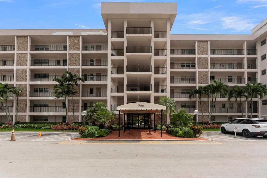 3000 N Palm Aire Drive 107, Pompano Beach, FL 33069