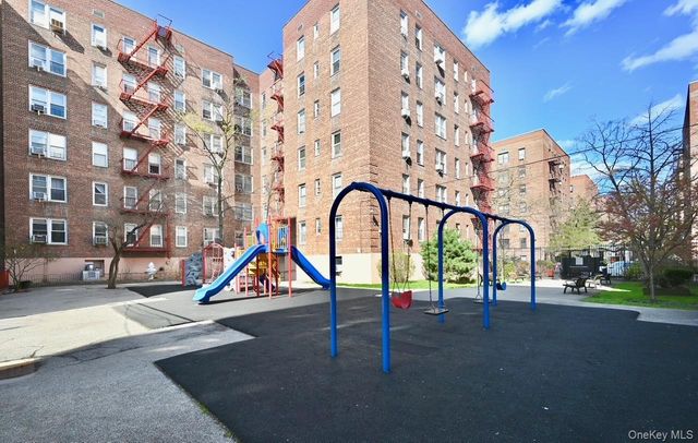 33-25 90 Street 5D, Jackson Heights, NY 11372