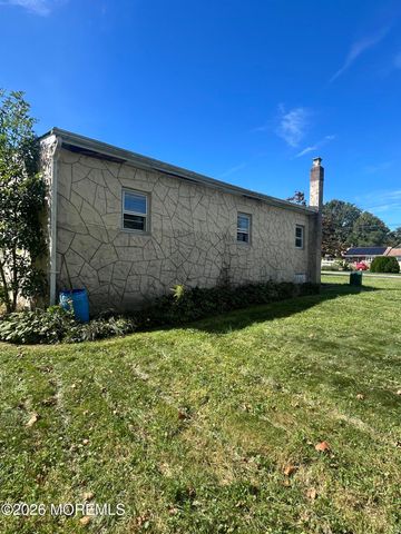 20 Avon Street, Cliffwood, NJ 07721