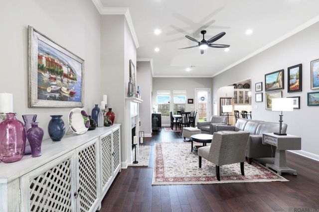 5169 Black River Rd, Darrow, LA 70725