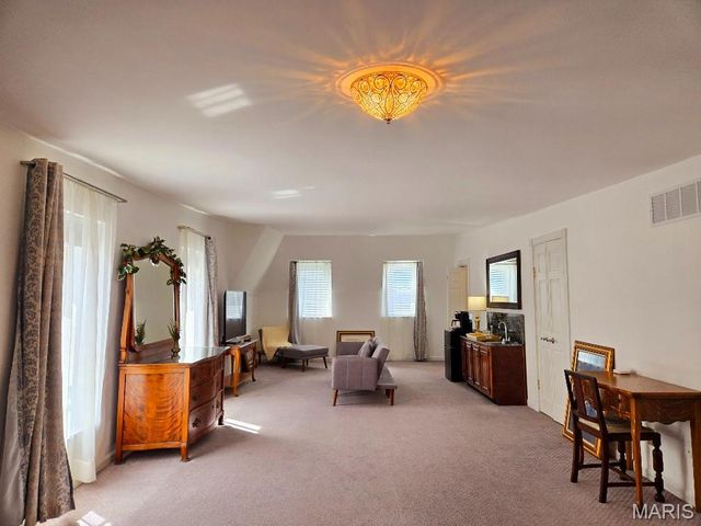 1815 Lafayette Avenue, St Louis, MO 63104