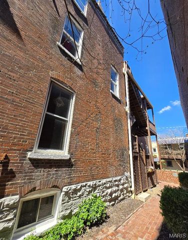 1815 Lafayette Avenue, St Louis, MO 63104