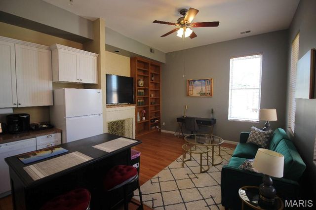 1815 Lafayette Avenue, St Louis, MO 63104