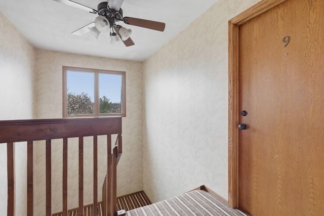 4190 MALLARD Court 9, Bettendorf, IA 52722