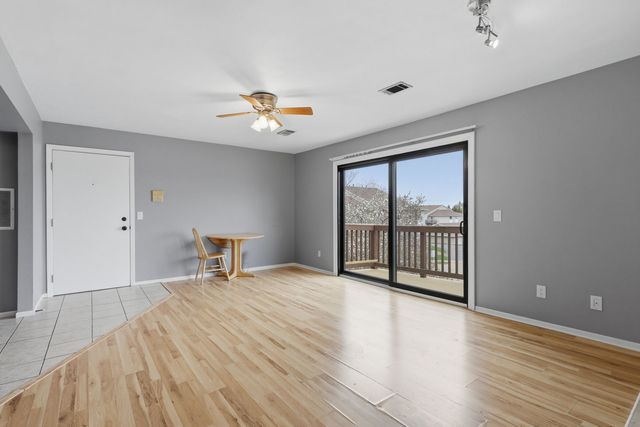 4190 MALLARD Court 9, Bettendorf, IA 52722