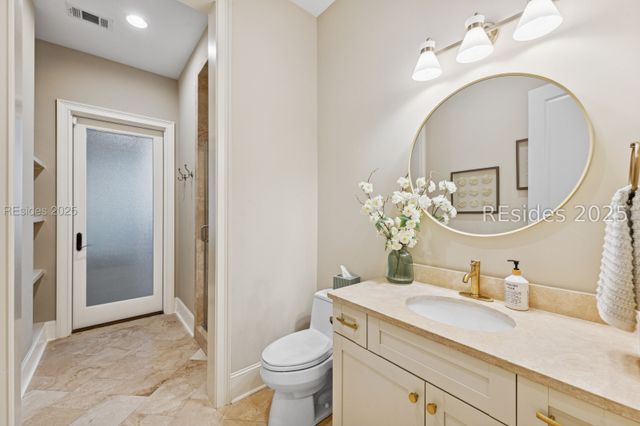 13 Hummock Pl, Hilton Head Island, SC 29926