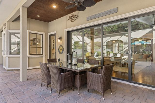 13 Hummock Pl, Hilton Head Island, SC 29926