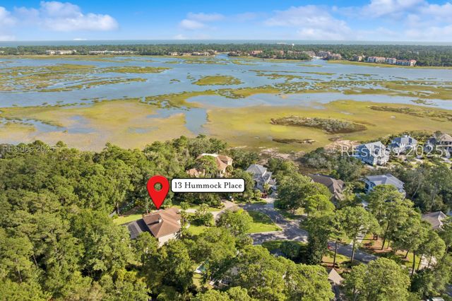 13 Hummock Pl, Hilton Head Island, SC 29926