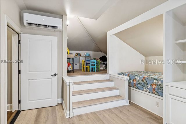 13 Hummock Pl, Hilton Head Island, SC 29926