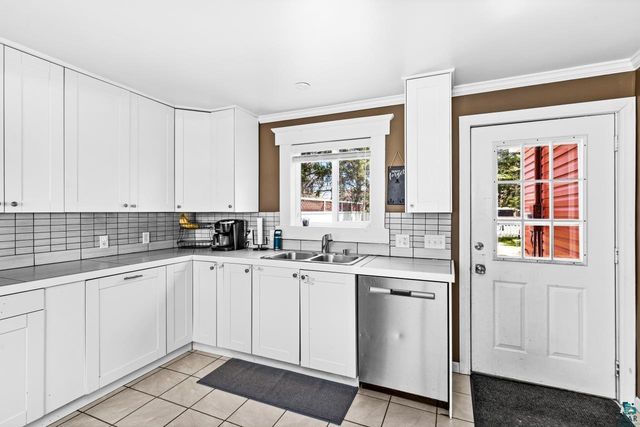 2440 Oakes Ave, Superior, WI 54880