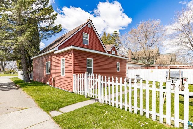 2440 Oakes Ave, Superior, WI 54880