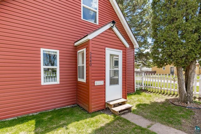 2440 Oakes Ave, Superior, WI 54880