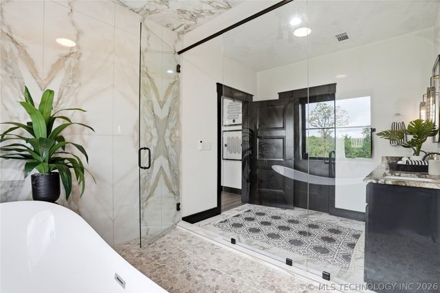 34750 S Falcon Crest Lane, Cookson, OK 74427