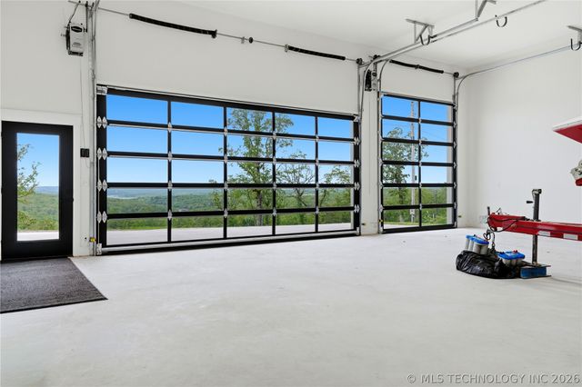 34750 S Falcon Crest Lane, Cookson, OK 74427