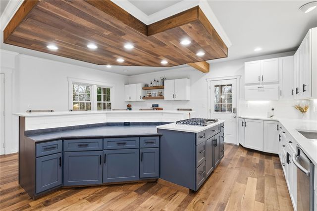 4021 Bakerstown Rd, Richland, PA 15044