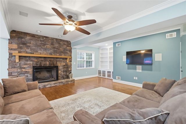 4021 Bakerstown Rd, Richland, PA 15044