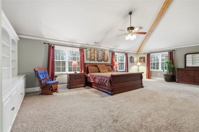 4021 Bakerstown Rd, Richland, PA 15044