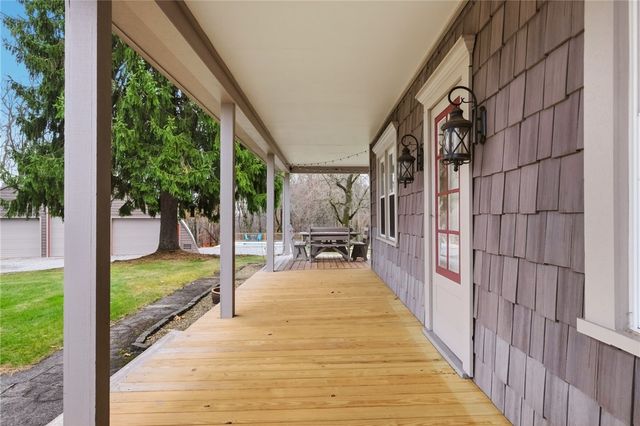 4021 Bakerstown Rd, Richland, PA 15044