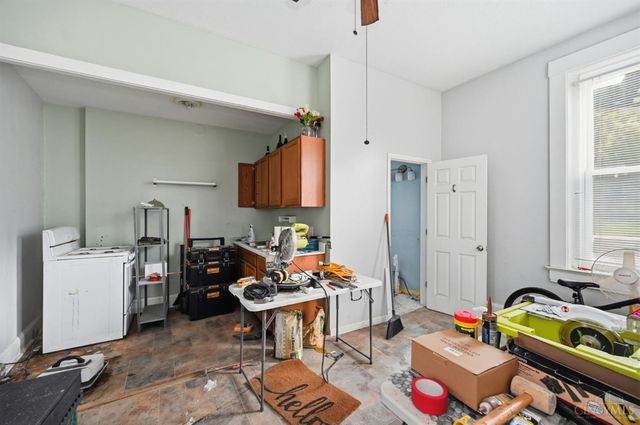 308 W McMicken Avenue, Cincinnati, OH 45214