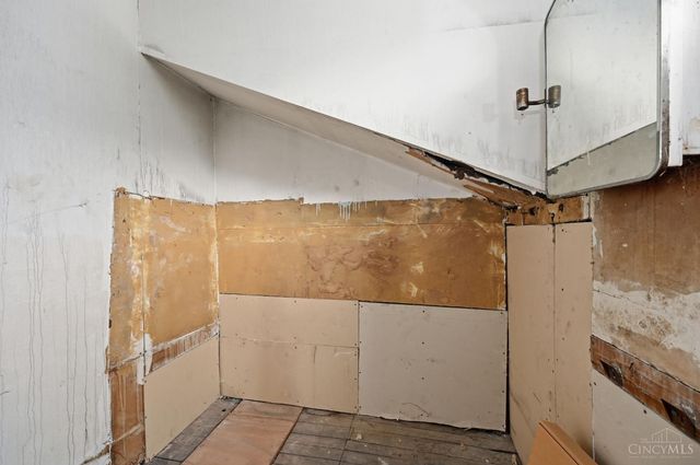 308 W McMicken Avenue, Cincinnati, OH 45214