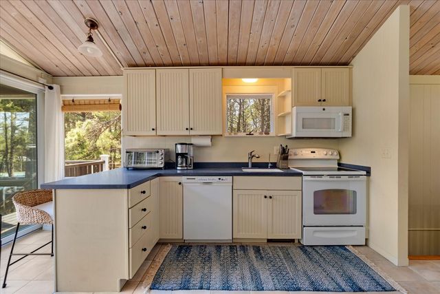180 King Phillip Road, Wellfleet, MA 02667