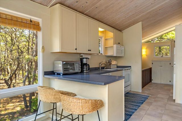 180 King Phillip Road, Wellfleet, MA 02667