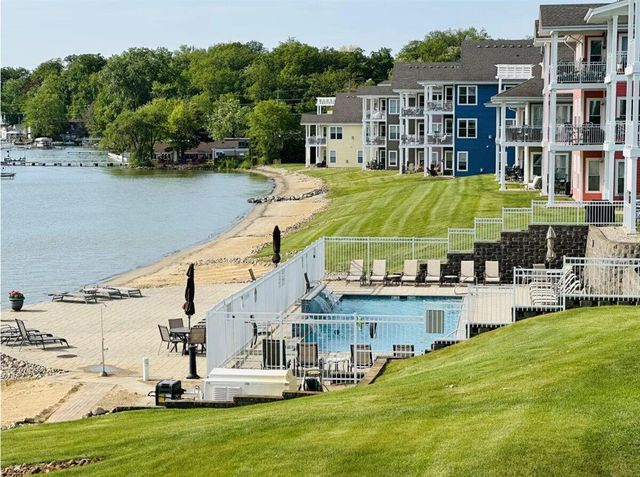 13244 E Lake Shore Drive B202, Cedar Lake, IN 46303