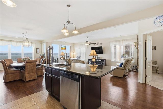 13244 E Lake Shore Drive B202, Cedar Lake, IN 46303