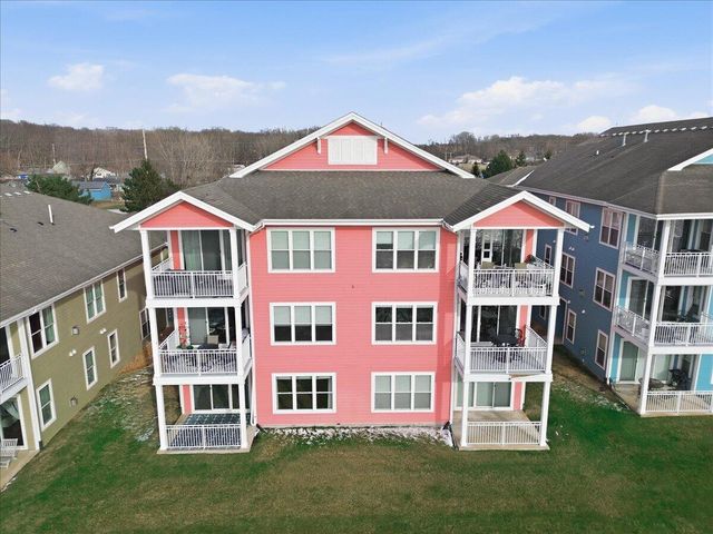 13244 E Lake Shore Drive B202, Cedar Lake, IN 46303