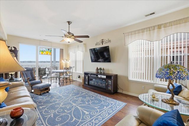 13244 E Lake Shore Drive B202, Cedar Lake, IN 46303