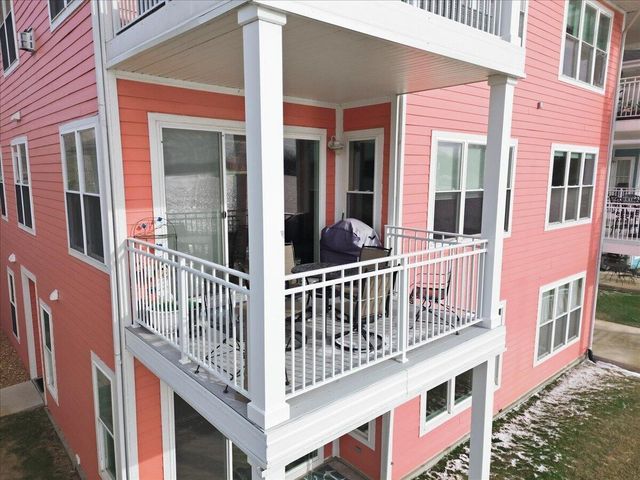 13244 E Lake Shore Drive B202, Cedar Lake, IN 46303