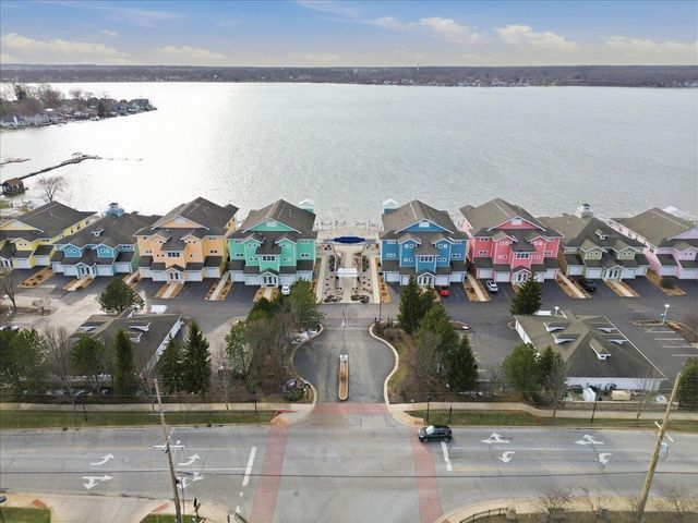 13244 E Lake Shore Drive B202, Cedar Lake, IN 46303