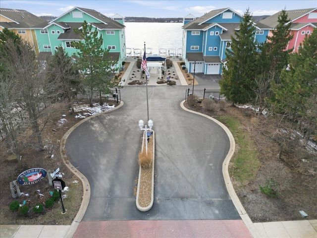 13244 E Lake Shore Drive B202, Cedar Lake, IN 46303