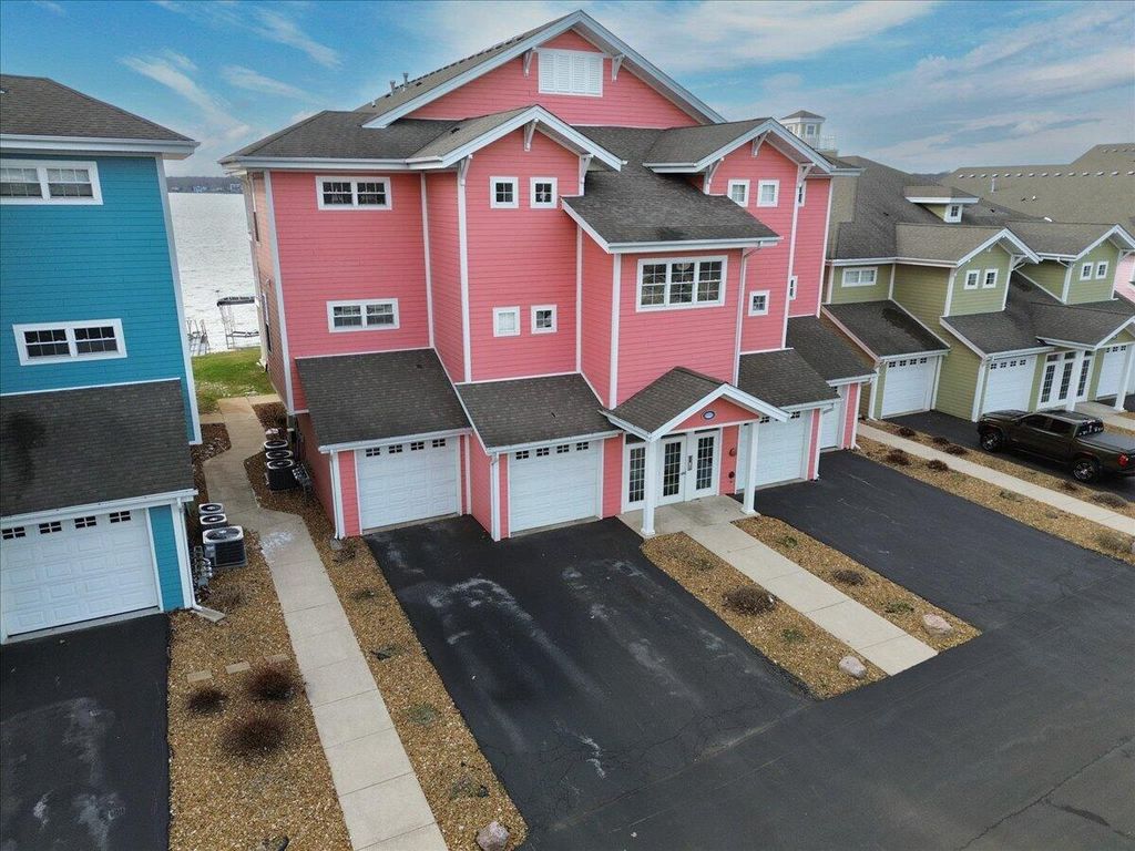 13244 E Lake Shore Drive B202, Cedar Lake, IN 46303