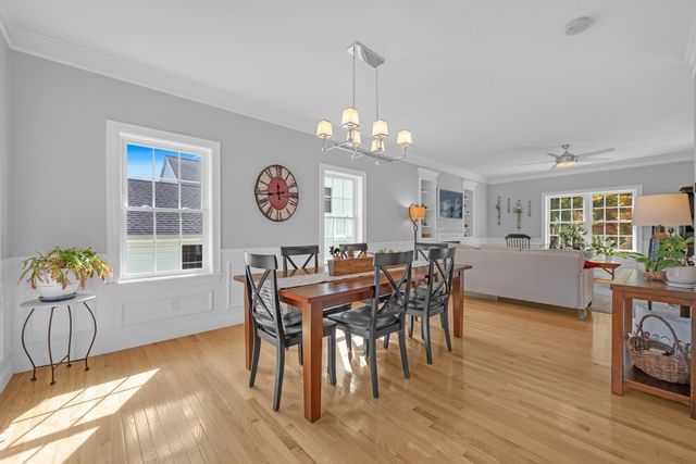 12 Partridge Hill Rd, Sutton, MA 01590