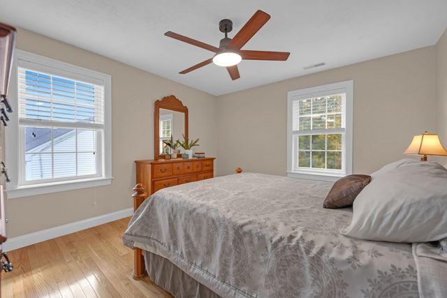 12 Partridge Hill Rd, Sutton, MA 01590