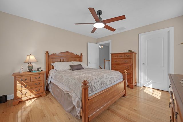 12 Partridge Hill Rd, Sutton, MA 01590