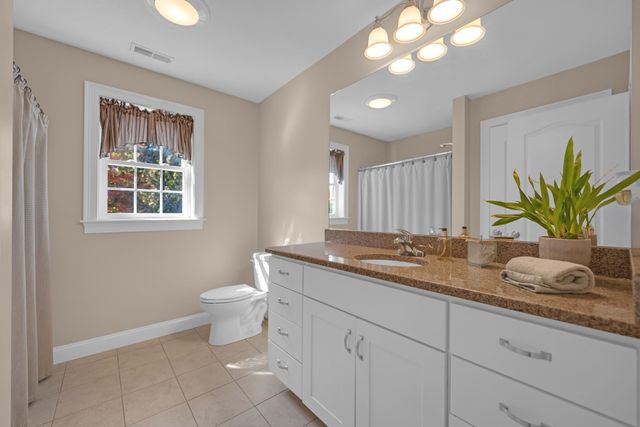 12 Partridge Hill Rd, Sutton, MA 01590