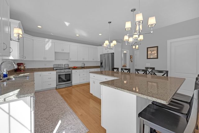 12 Partridge Hill Rd, Sutton, MA 01590