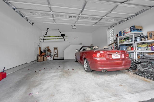 12 Partridge Hill Rd, Sutton, MA 01590