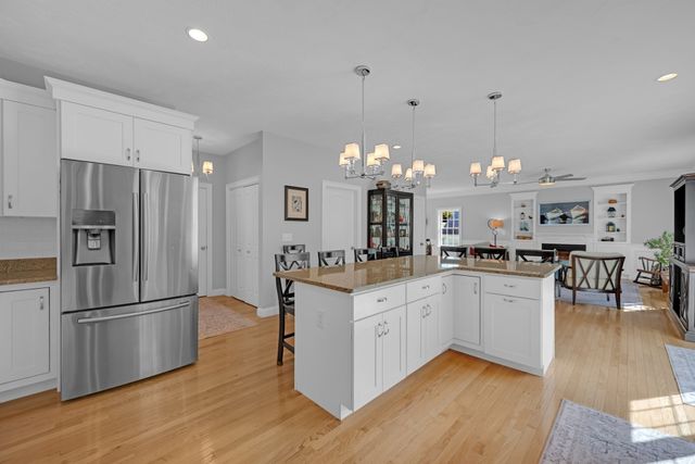 12 Partridge Hill Rd, Sutton, MA 01590