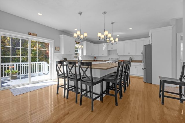 12 Partridge Hill Rd, Sutton, MA 01590