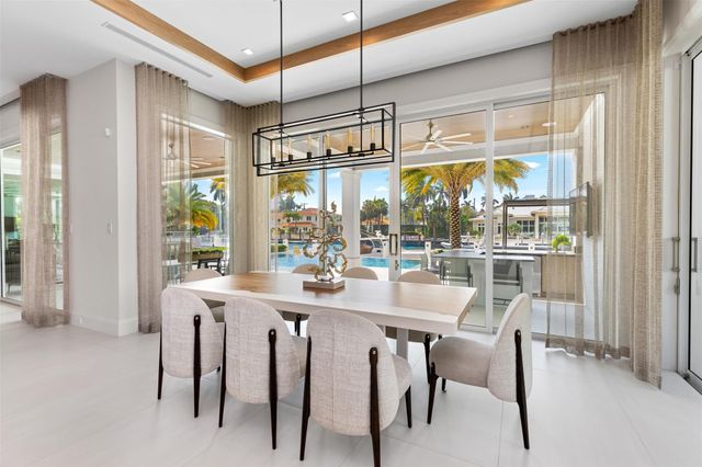 2520 DEL LAGO Drive, Fort Lauderdale, FL 33316