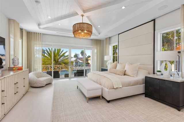2520 DEL LAGO Drive, Fort Lauderdale, FL 33316