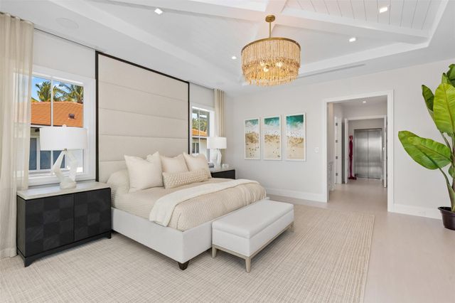 2520 DEL LAGO Drive, Fort Lauderdale, FL 33316